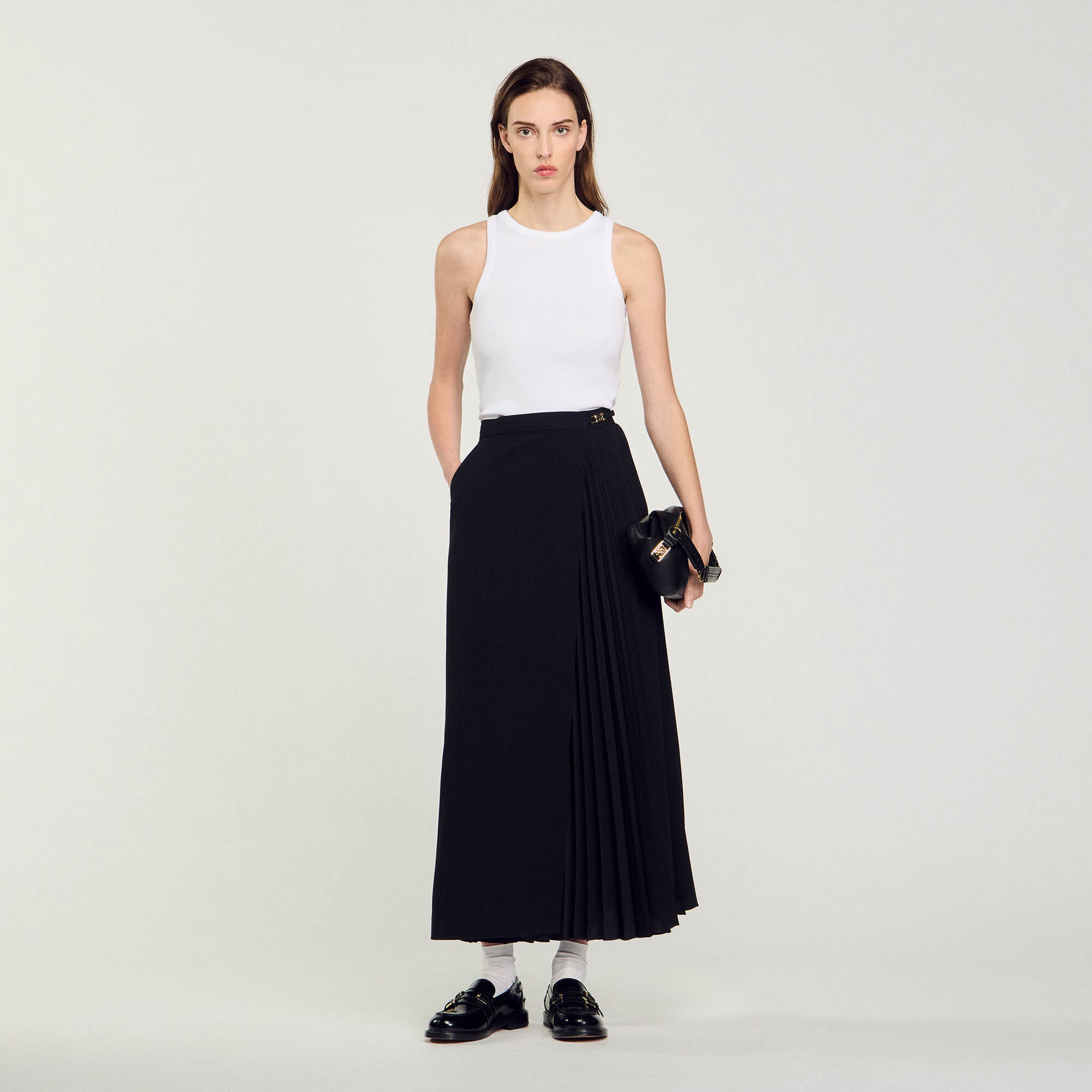 Curb chain buckle pleated skirt