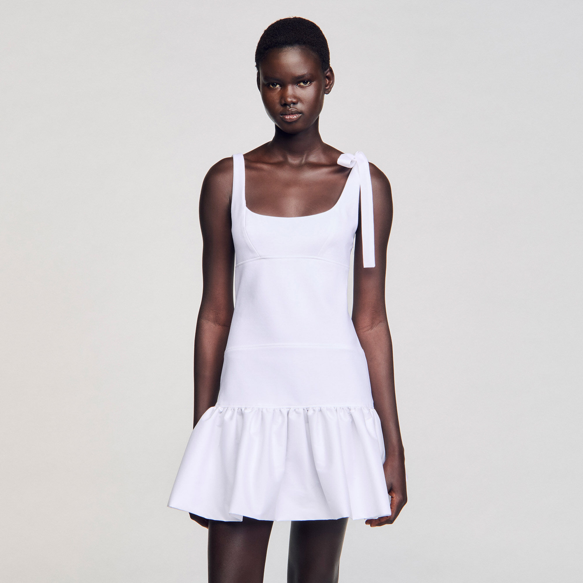 Dual-material short dress