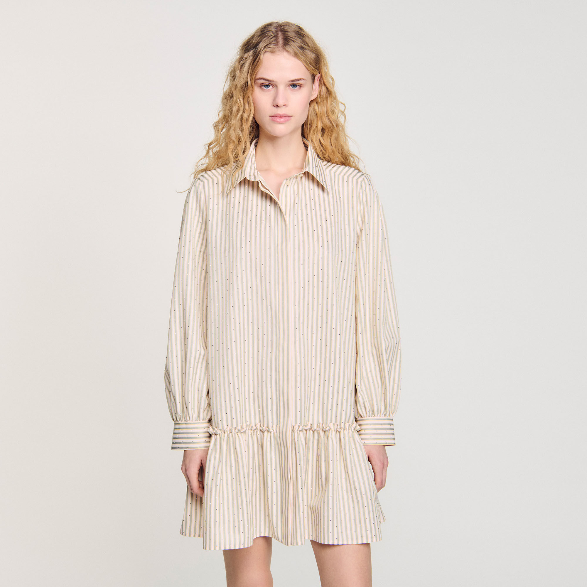 Robe chemise strassée à rayures