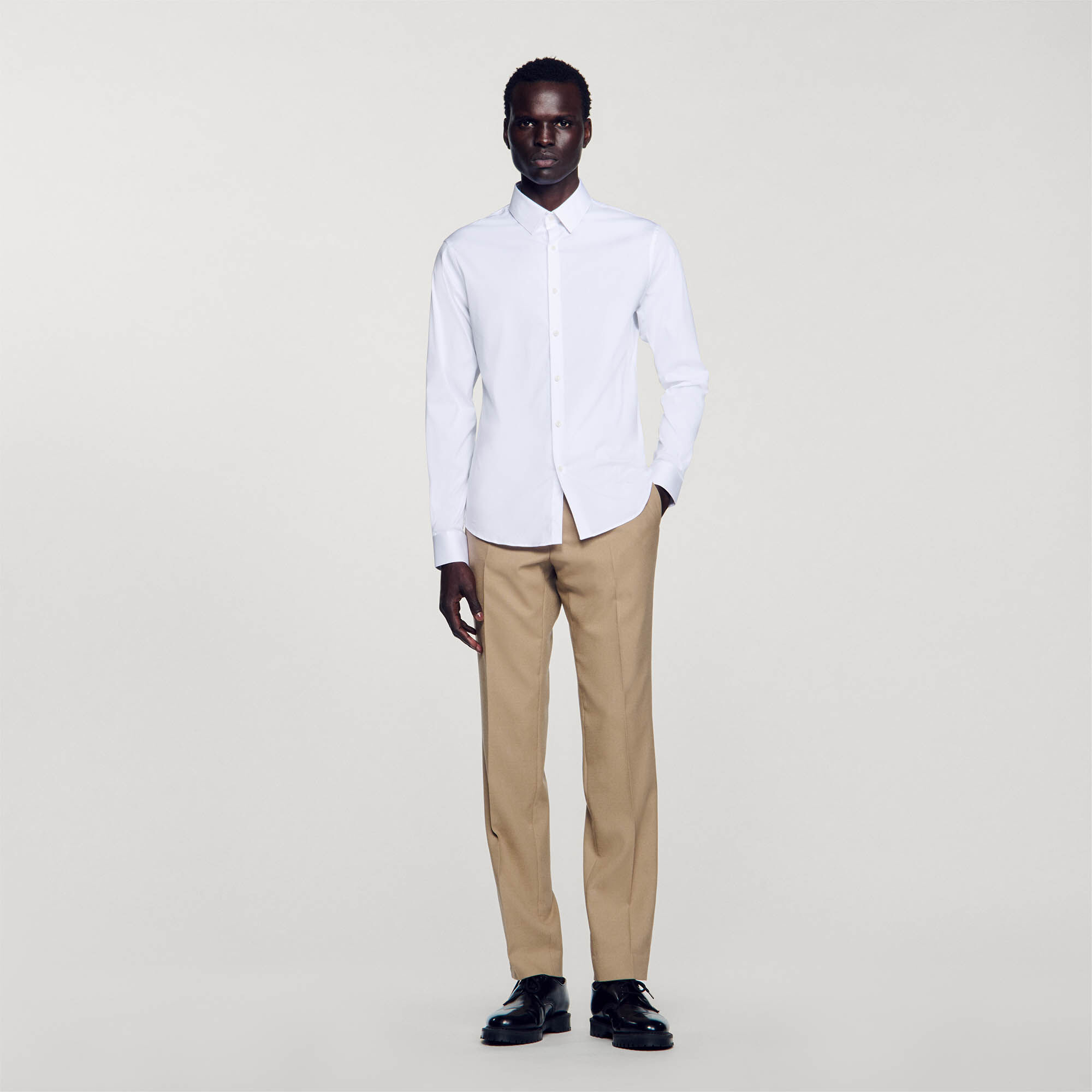 Chemise ajustée en coton stretch