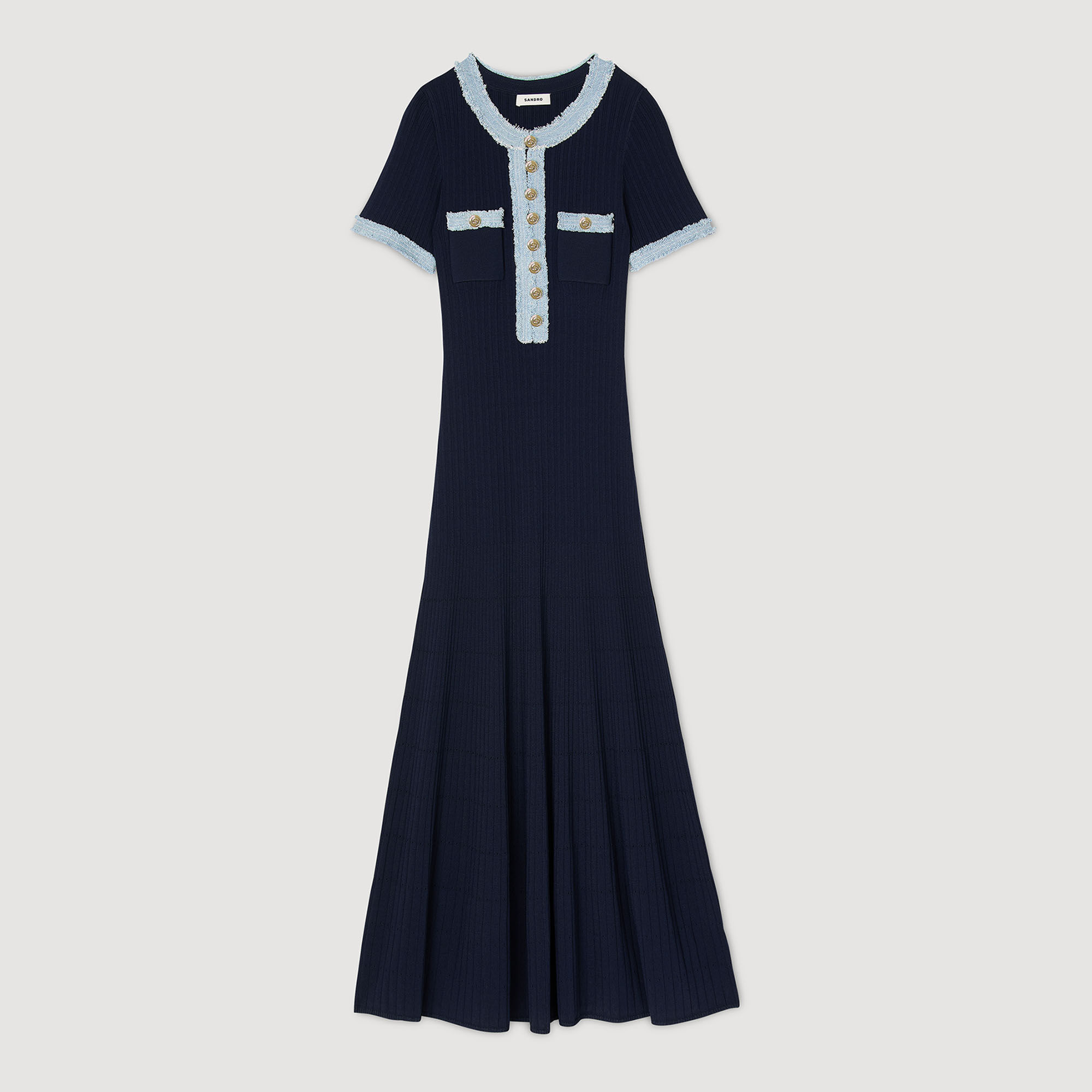 Robe longue en maille à détails denim