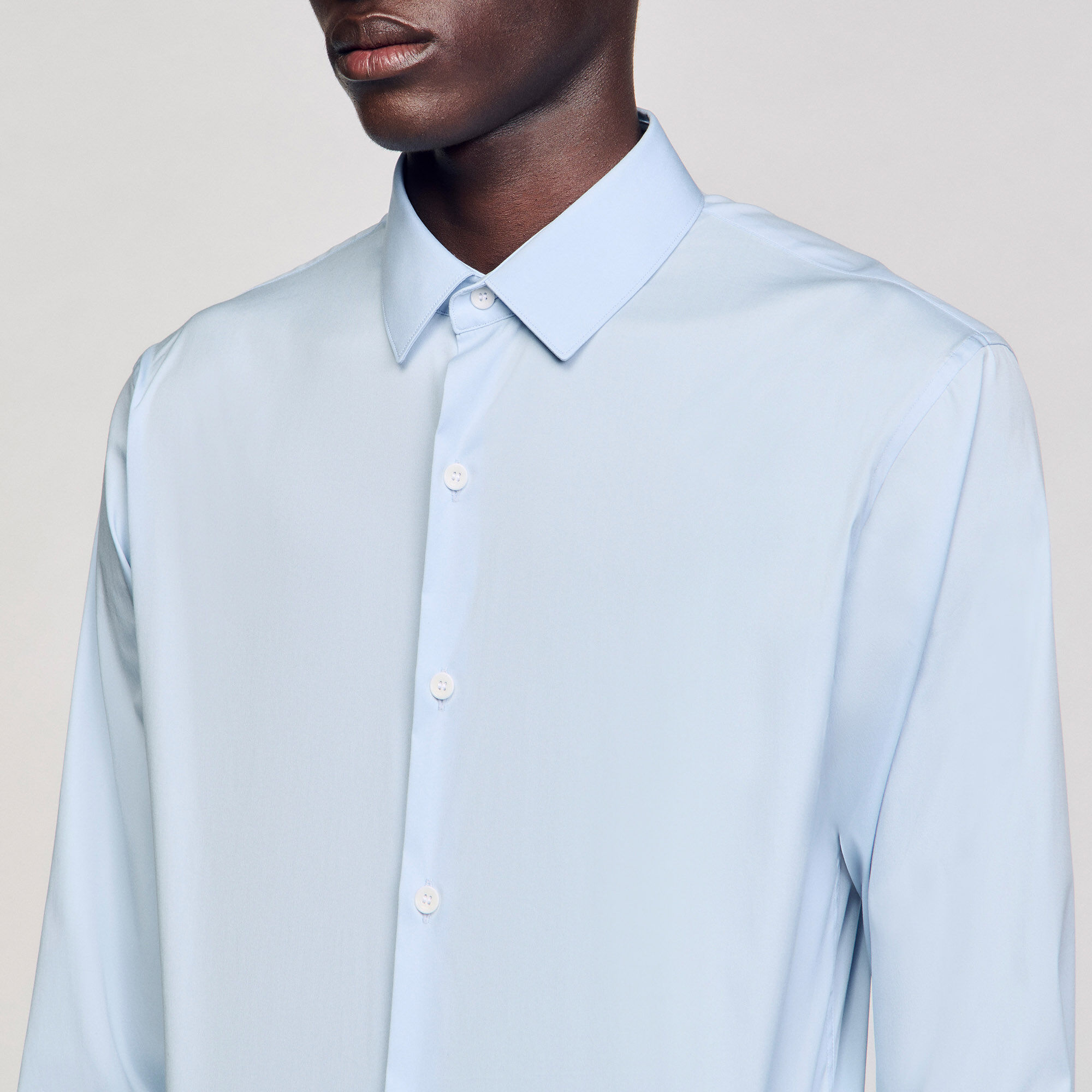 Chemise ajustée en coton stretch
