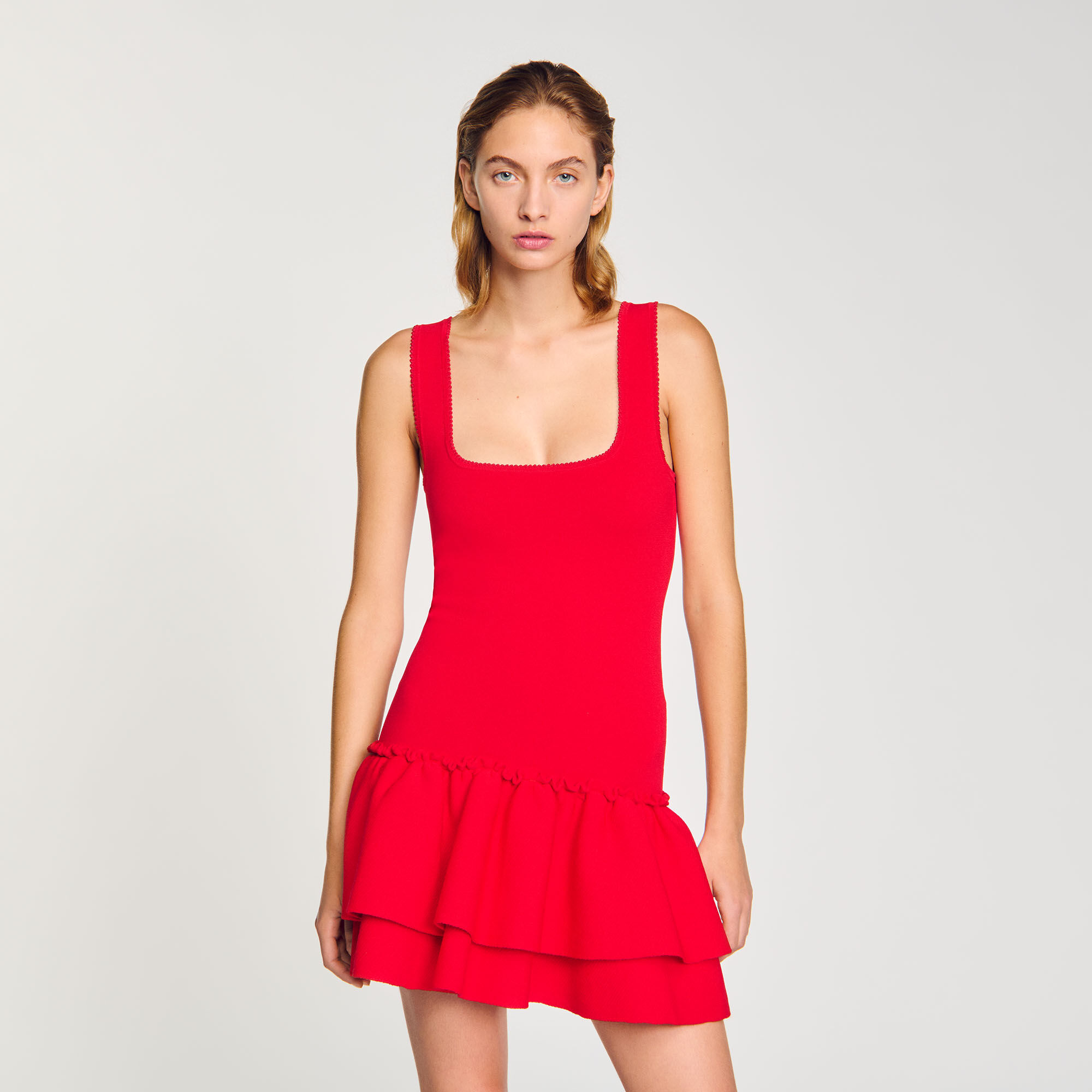 Robe courte col carré