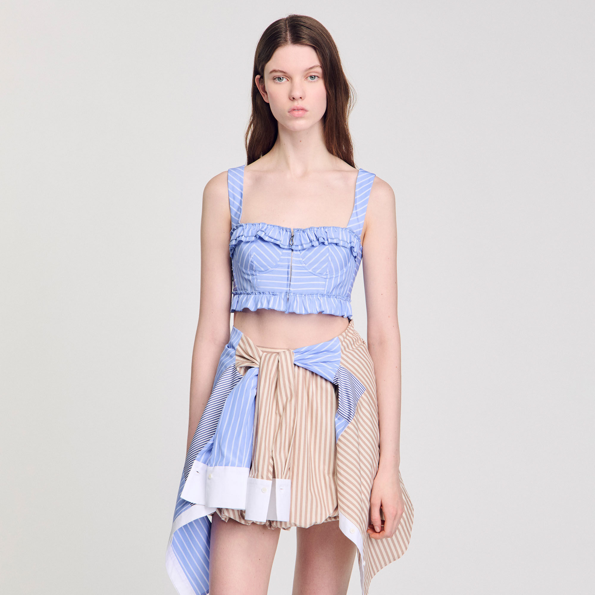 Kurzes gestreiftes Top