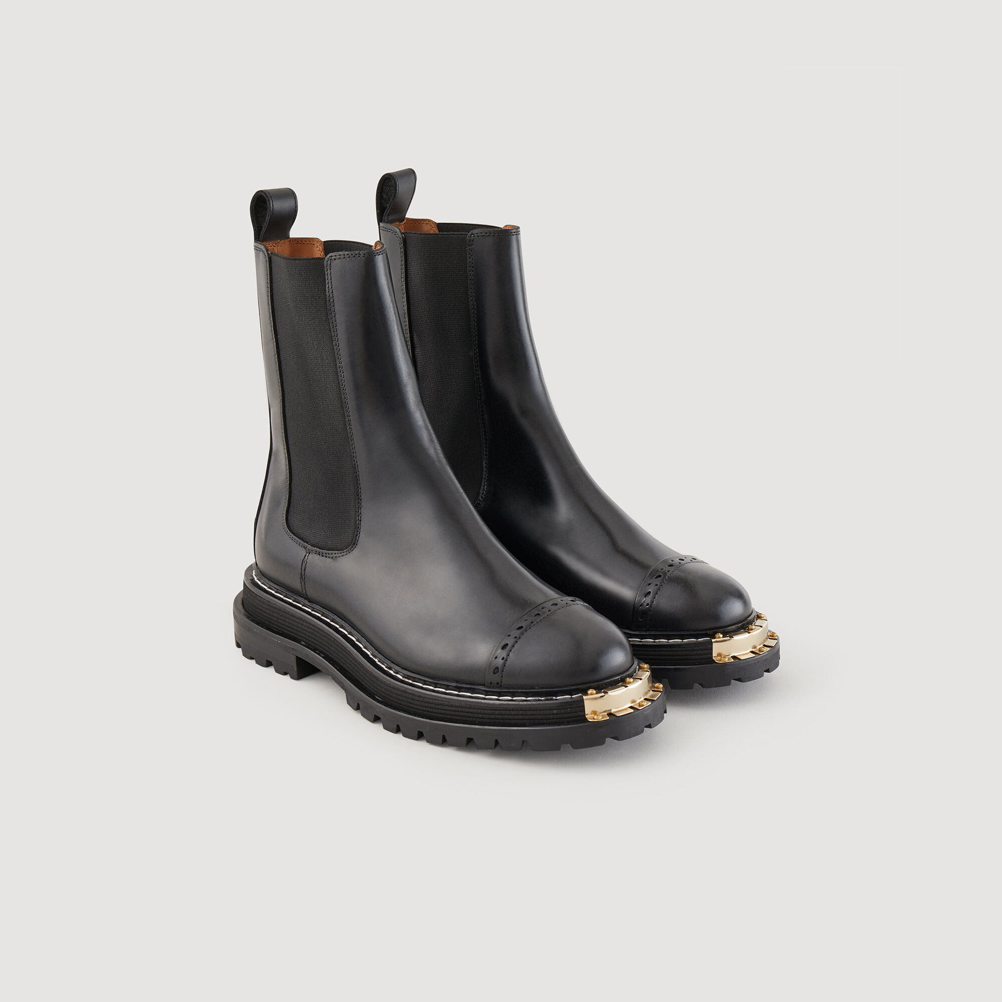 Bottines à semelle crantée