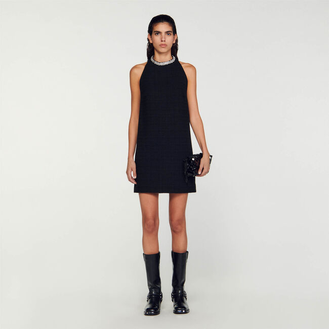 Kleid mit Schmuckkragen